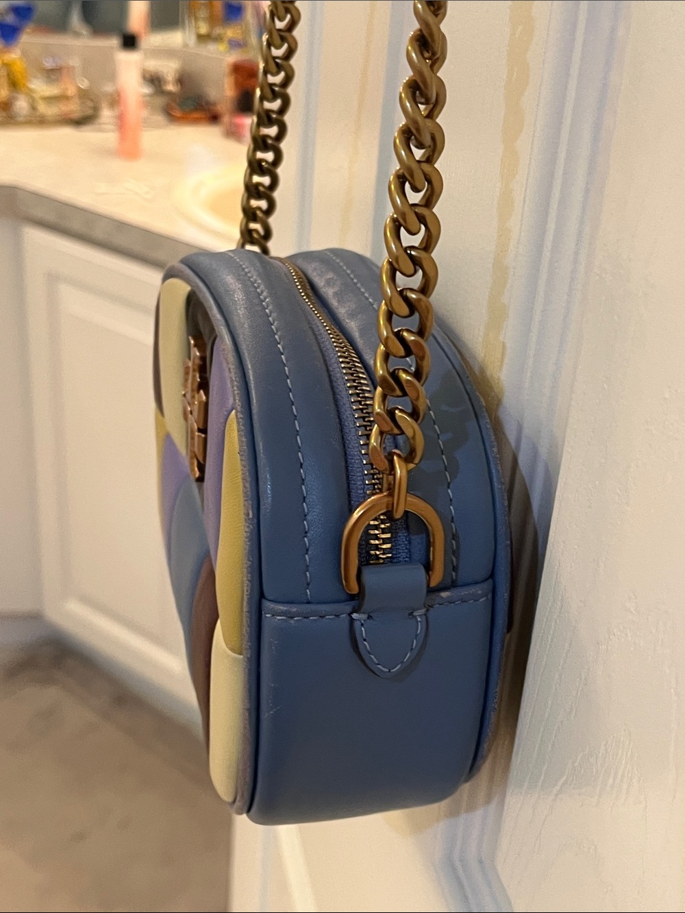 Tory Burch Multicolor Quilted Leather Crossbody Bag - Picture 4 of 13